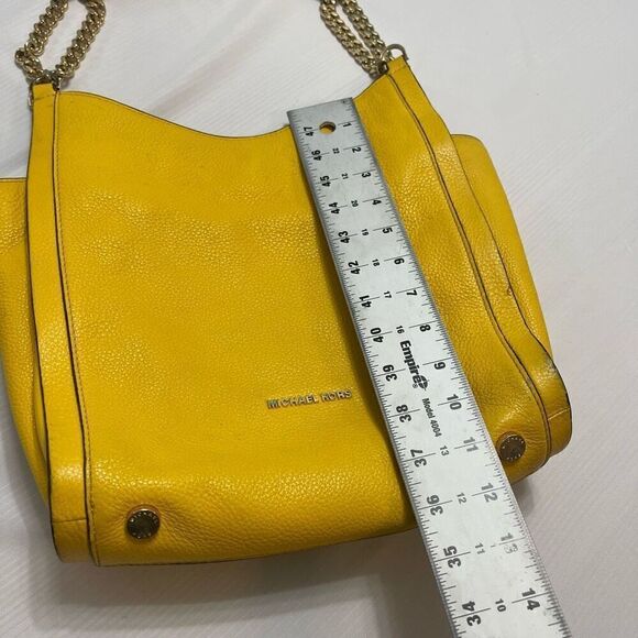Michael Kors Newbury Yellow Pebbled Leather Shoulder Bag Purse Handbag - Picture 4 of 15